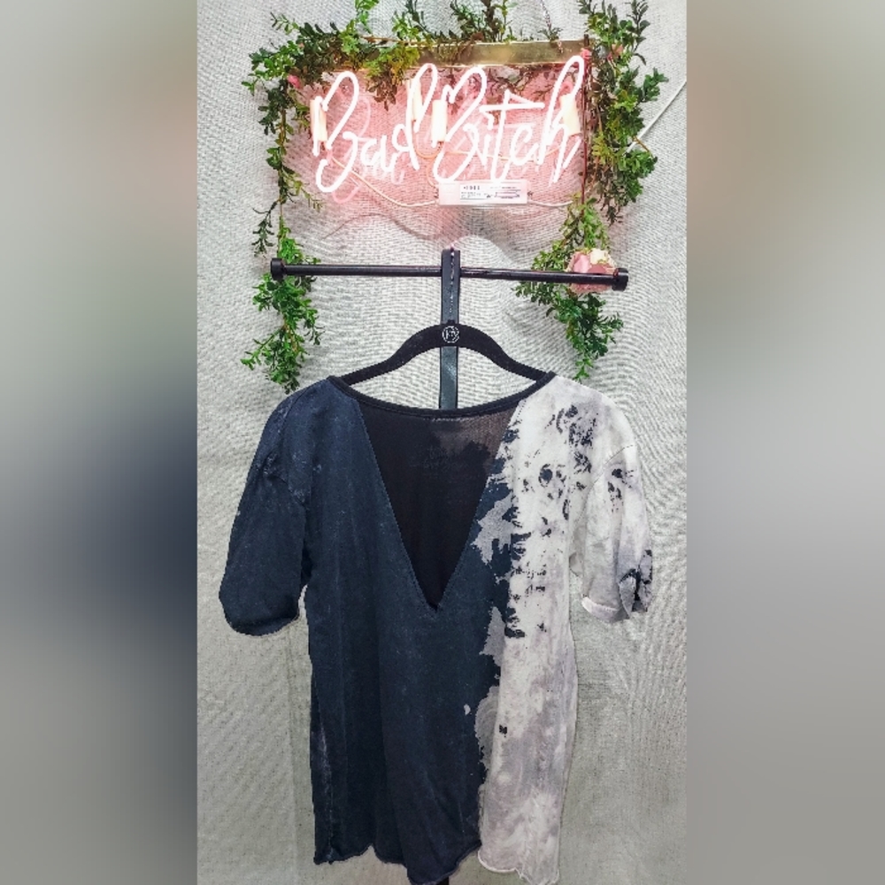 Affliction standard series tie dye t shirt mesh/sheer v neck